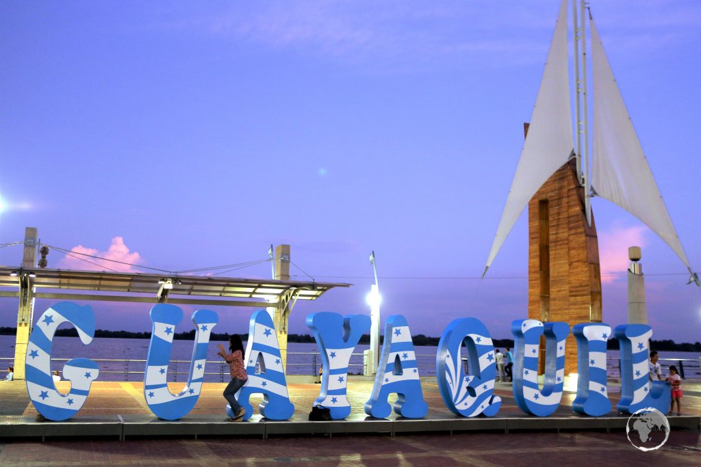 A popular attraction on Malecon 2000 is the large 'Guayaquil' sign.