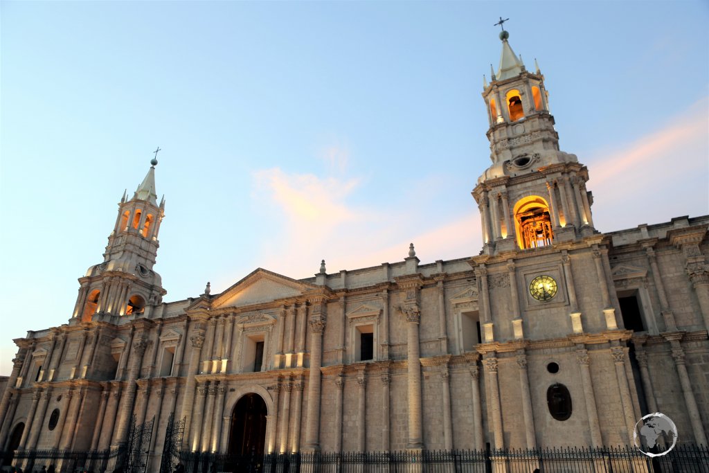 The imposing Arequipa Cathedral, which was constructed from blocks of white Sillar (volcanic rock), stretches the entire length of the central 'Plaza de Armas'.