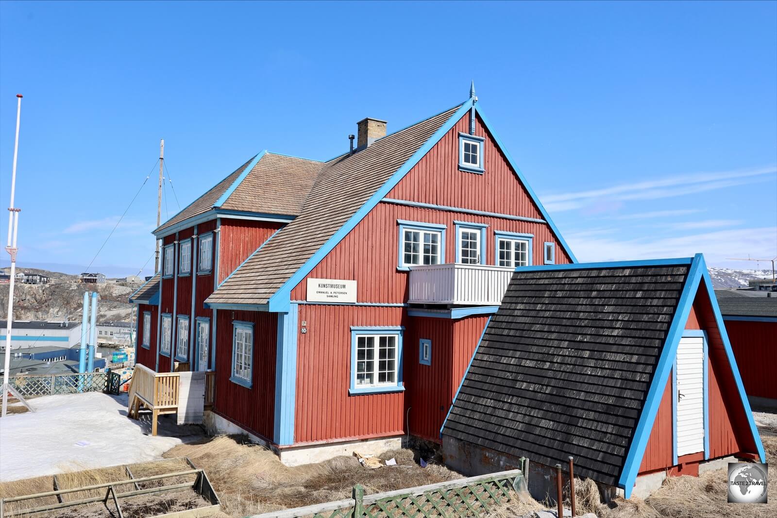 The Ilulissat Art Museum holds an interesting collection of Arctic-themed art.