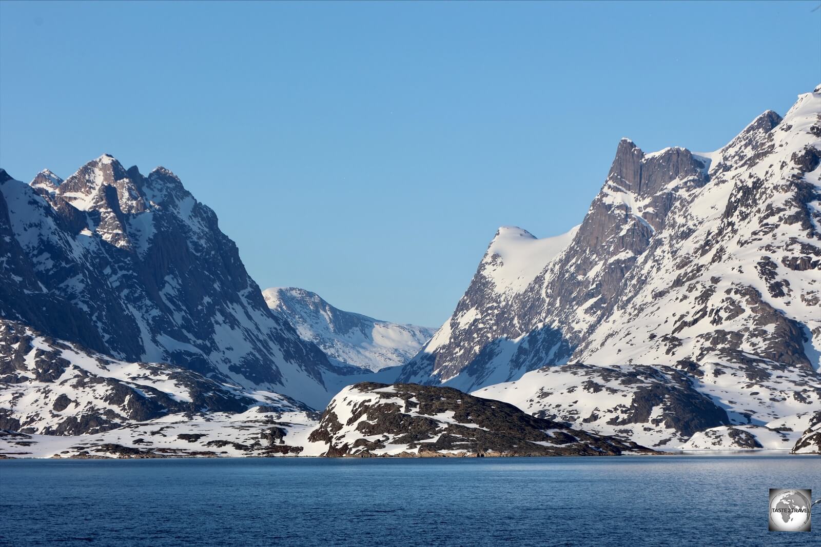 The breath-taking scenery inside one of the many channels which the Sarfaq Ittuk sailed through.