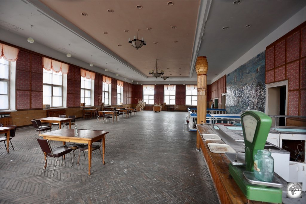 The abandoned staff cafeteria at Pyramiden.