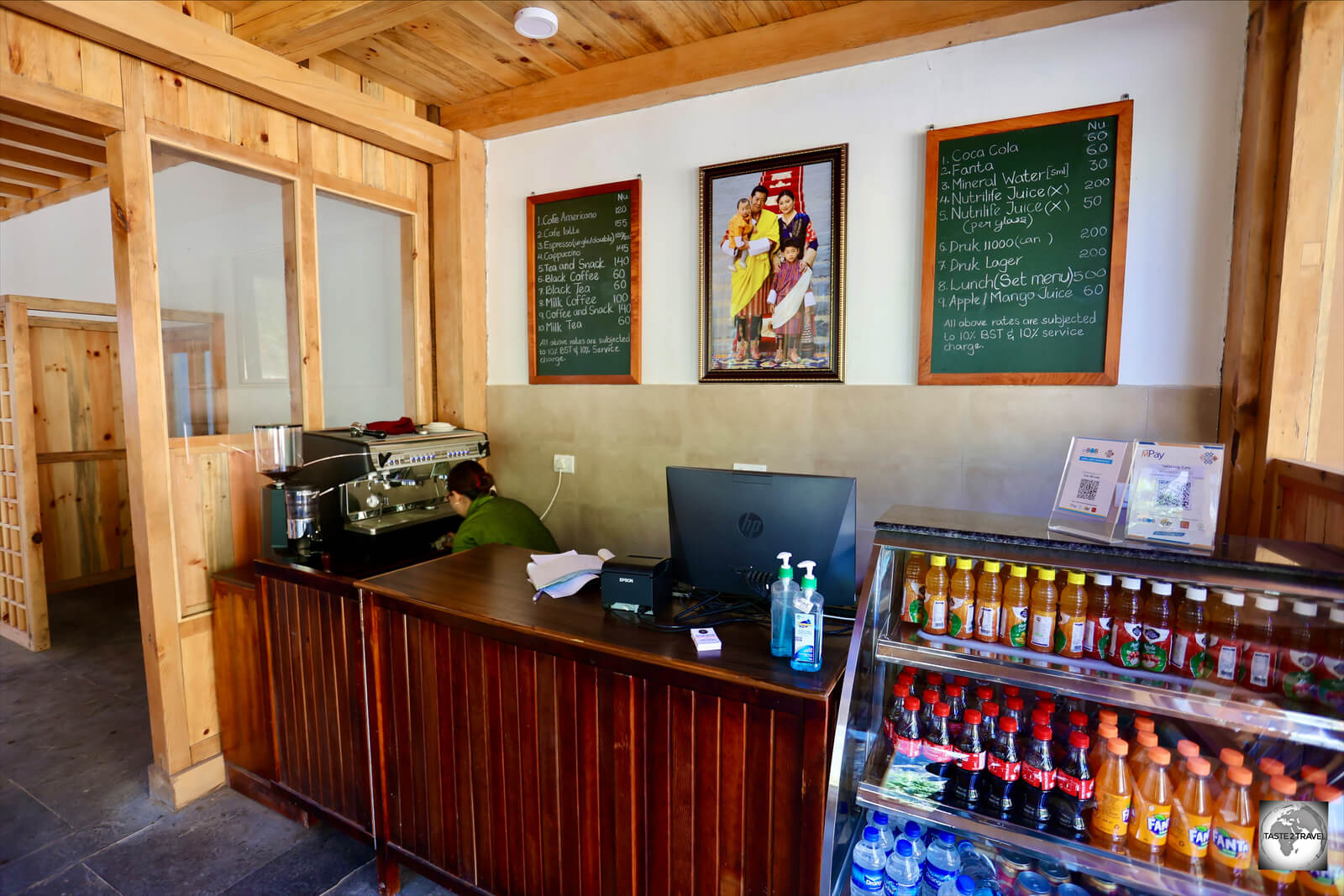 Taktsang Cafeteria serves Barista-made coffee and a buffet lunch. 