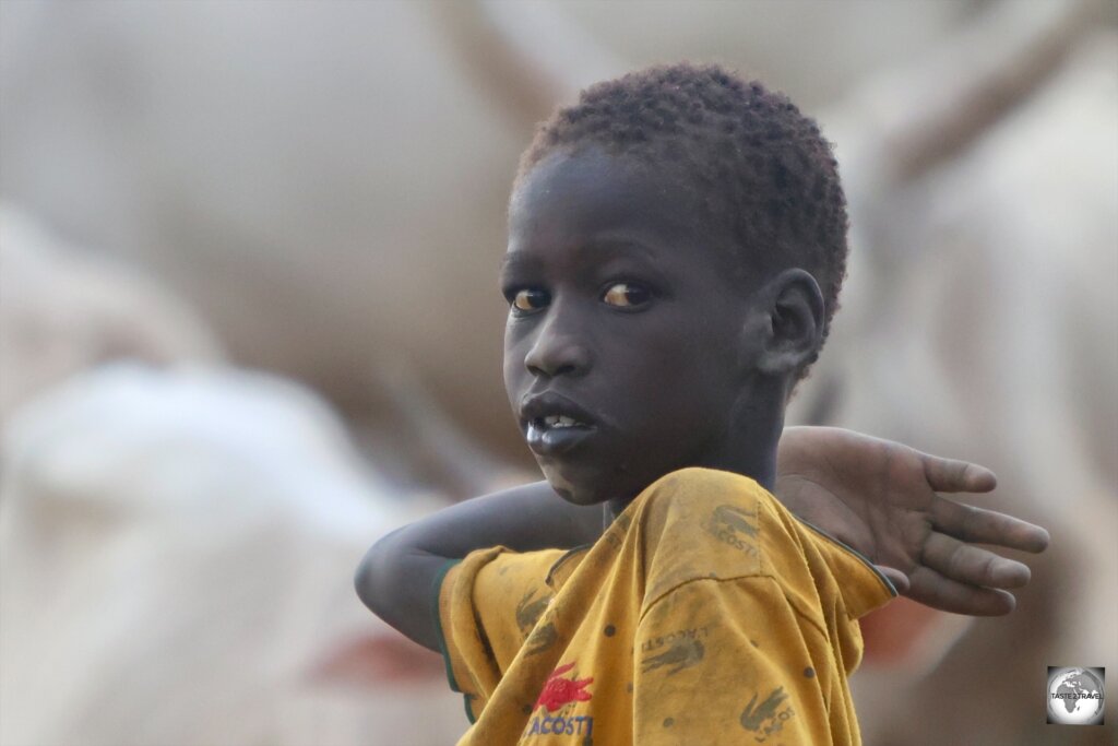 A young Mundari boy.